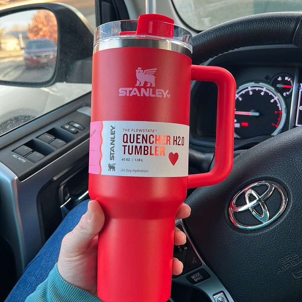 Stanley Valentine’s Day tumbler 40oz